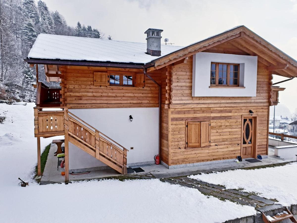 Casa Vacanza In Tipico Chalet Di Montagna Villa Varzo Exterior foto
